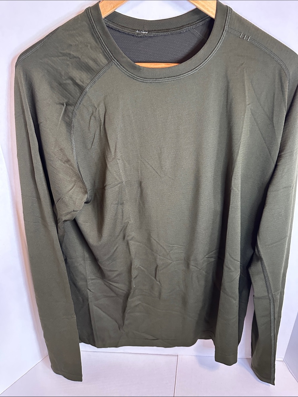 Men's Lululemon Long Sleeve Crewneck Shirt - Olive Green